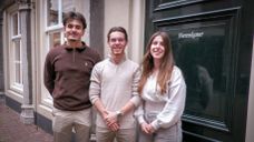 Enes Turan (18), Marc Chavardès (20) en Lara Bilogrević (18) van de Jeugdraad.