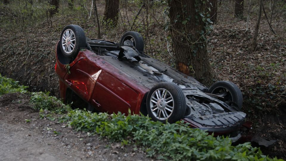 auto ongeluk putte 112 politie ambulance brandweer kronkelbosweg