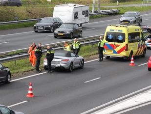 Twee auto’s botsen op A58 bij Heerle, rijstrook afgesloten