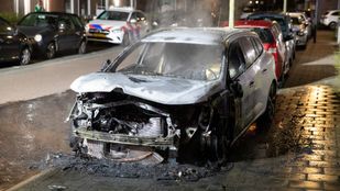 Autobrand Esdoornstraat Bergen op Zoom