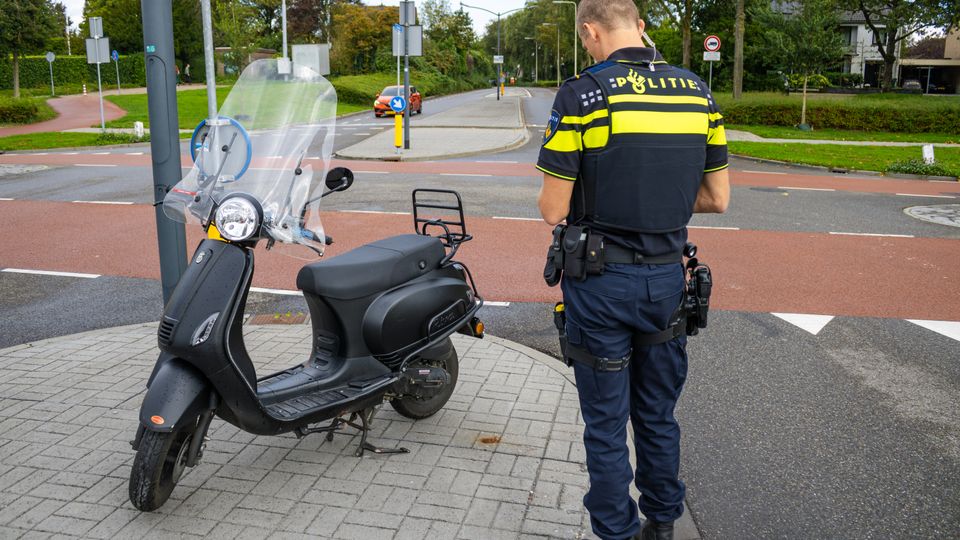 meisje scooter ongeluk