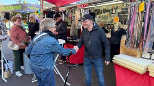 Jos 40 jaar weekmarkt Etten-Leur