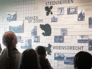 Leerlingen basisschool De Kreek zijn eerste bezoekers van bezoekerscentrum erevelden