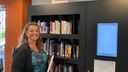 Deze boekenkast in Halsteren is heel slim