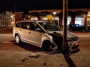 nieuws 112 bergen op zoom ongeluk politie ambulance
