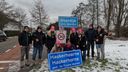 Moerdijkse plaatsnaamborden weer terug op eigen plek: &#8216;Positieve steun&#8217;