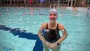 Lisa van de Looi uit Oudenbosch in Zwembad de Banakker.