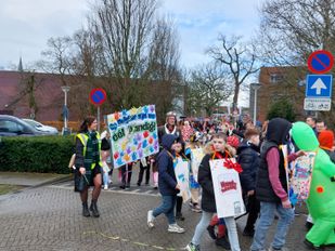 Scholenoptocht Hoogerheide