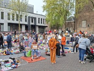 vrijmarkt Roosendaal Koningsdag