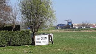 Spandoek Vlietweg 'Hier GEEN 380 kV - tracé'
