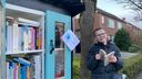 Minbibliotheken steeds populairder: ook Milan (12) uit Halsteren heeft er een