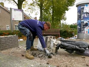 De Moermakkers worden meegenomen voor restauratie.