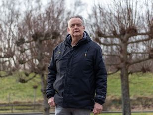 Ludo kent in Moerdijk elke straat: &#8216;Met handdoek naar de haven om te zwemmen&#8217;