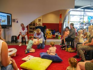 PeuterParade: samen genieten van verhalen en leuke activiteiten in de bibliotheek