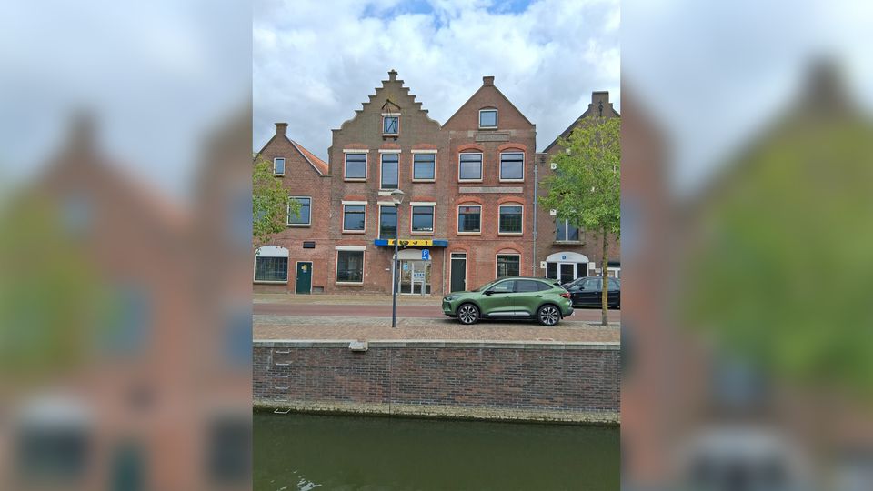 Verloederde panden Zevenbergen doorn in het oog
