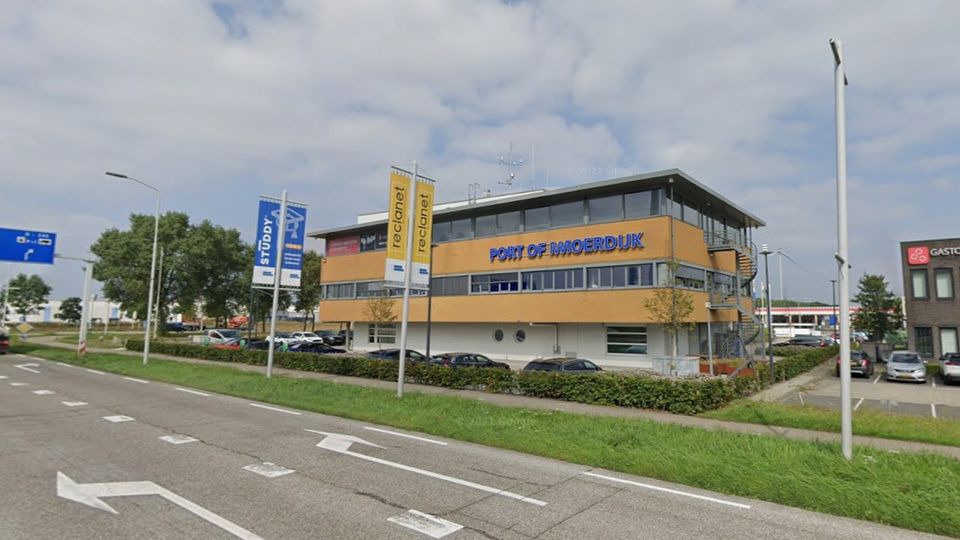 Havenbedrijf Moerdijk gaat samenwerken met andere havens om binnenvaart te versterken