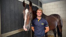 Bas Moerings samen met zijn paard Ipsthar 