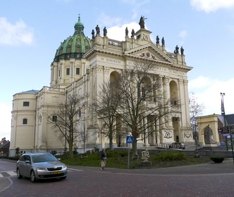 De Basiliek in Oudenbosch.