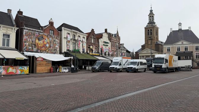 De Markt in Roosendaal na carnaval.