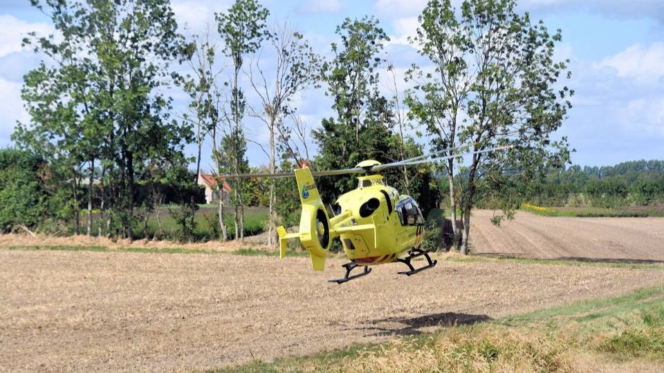 Motorrijder en kind gewond na ernstig ongeval met zijspan in Tholen
