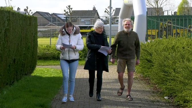 Er deden zo'n vierhonderd deelnemers mee aan de Urban Trail in Standdaarbuiten.