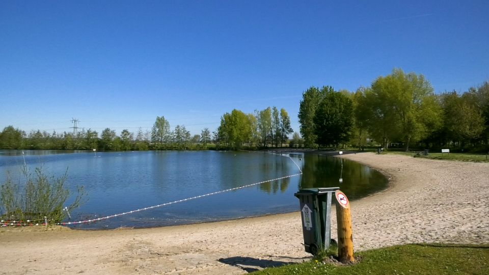 De Westpolderplas (recreatieplas) in Etten-Leur.