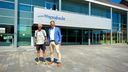Frank wandelt langs alle 342 Nederlandse gemeenten voor het goede doel en komt aan in Woensdrecht