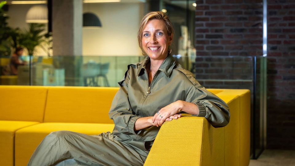 Le Kluse ruilde Defensie in voor het stadskantoor: &#8216;Eigenlijk vroegen ze mijn man bij de partij&#8217;