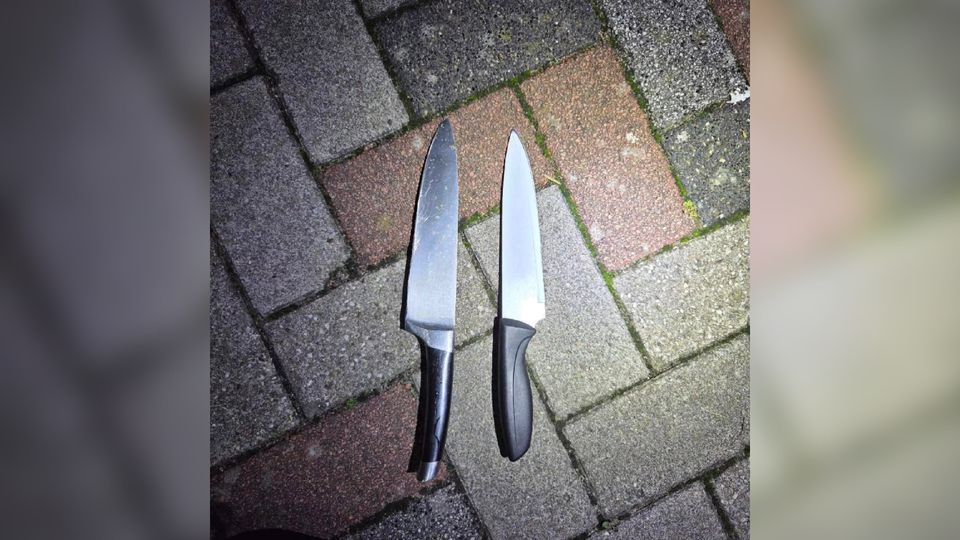 Man met meerdere messen staande gehouden op Rembrandtgalerij in Roosendaal