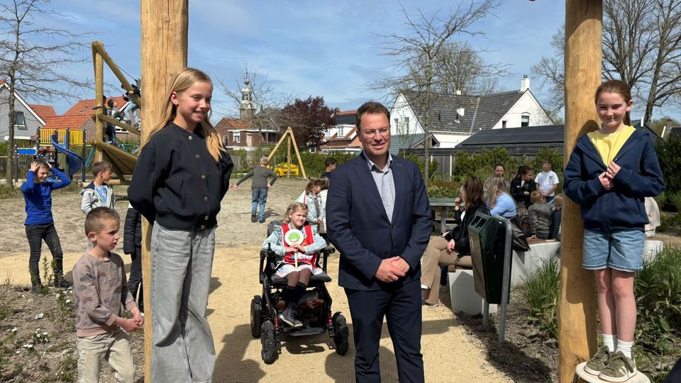Vernieuwde speeltuin in Stavenisse maakt spelen voor ieder kind mogelijk