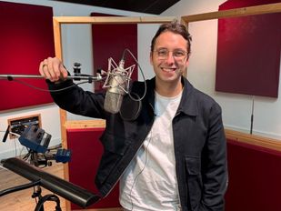 Christiaan Bauer in de studio