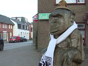 Aop Nispen beeld carnaval