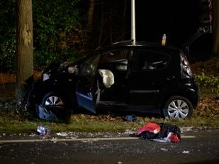 Ongeluk auto bredaseweg rijsbergen