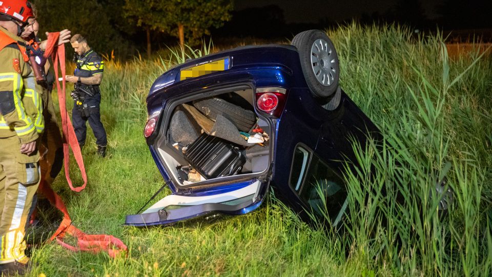 Auto sloot Halsteren Laageinde