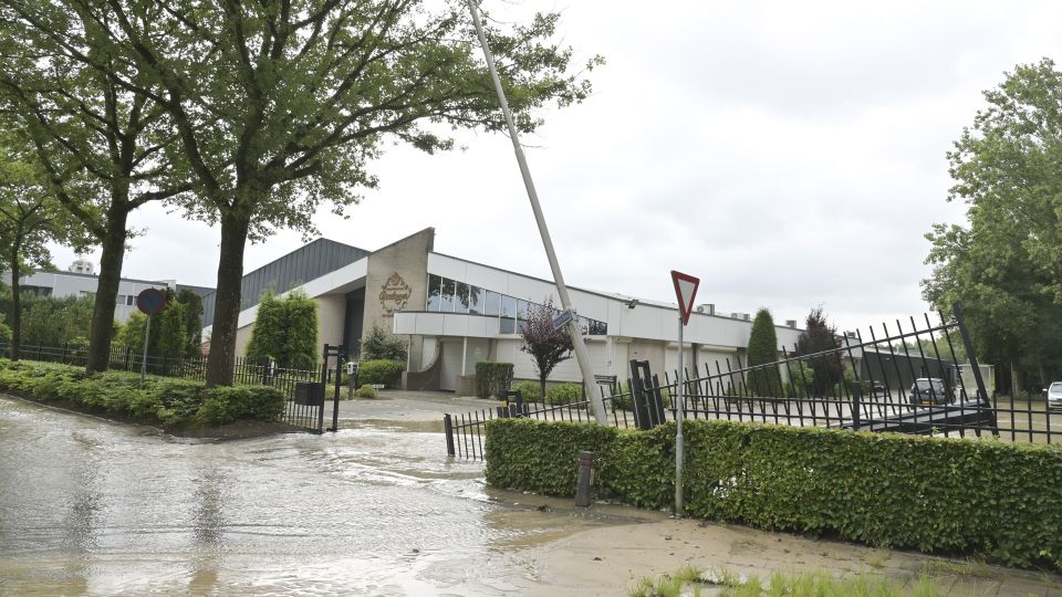 leidingbreuk Etten-Leur