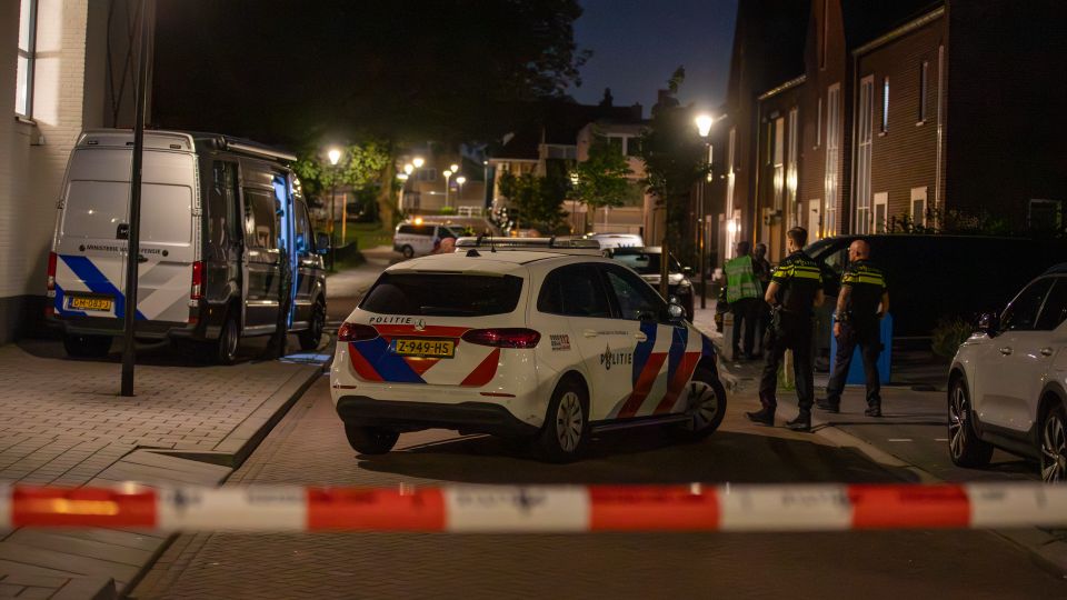 De omgeving werd ruim afgezet. (foto: Christian Traets).