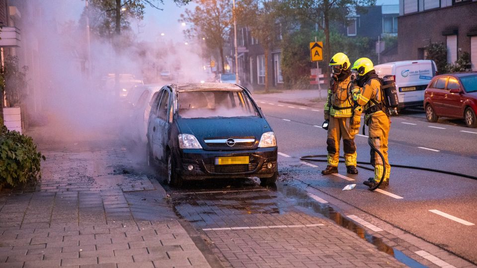 auto uitgebrand roosendaal