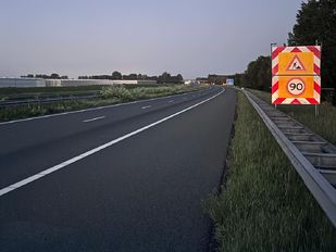 Politie neemt negen rijbewijzen in beslag bij snelheids&shy;controle A4