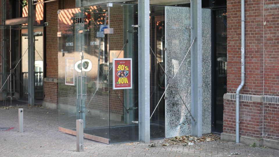 112 nieuws politie schietpartij bergen op zoom gebouw t