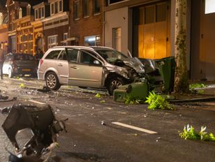 Twee auto&#8217;s in de kreukels na ongeval Boutershemstraat