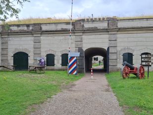 Raad van Toezicht moet stabiliteit en rust brengen in Fort Sabina