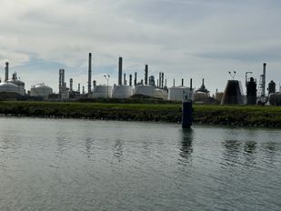 Werknemers Shell in onzekerheid over toekomst bedrijf: vakbonden eisen duidelijkheid