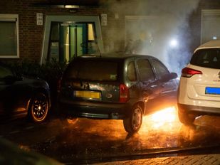 Auto brand telefoonstraat Roosendaal