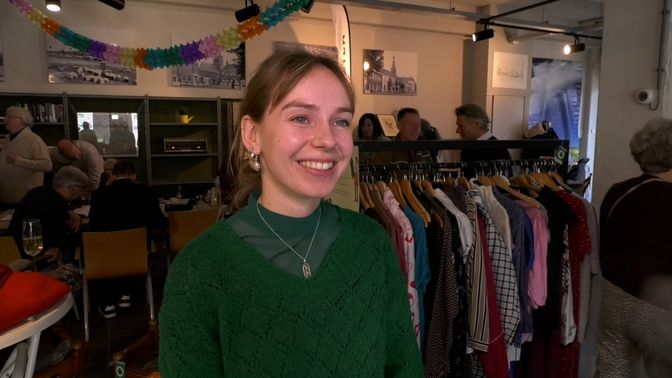 Bente Brouwers organiseert de kledingruil in ’T Groene Hoekske