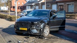 auto ongeluk sint willebrord