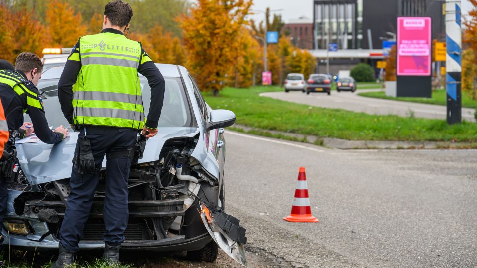 botsing auto's oostpoort etten-leur