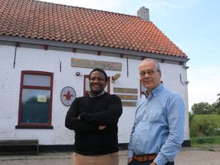 Zeemanshuis Moerdijk biedt zeelieden thuis ver van huis: &#8216;Ze bedanken voor de mooie avond&#8217;