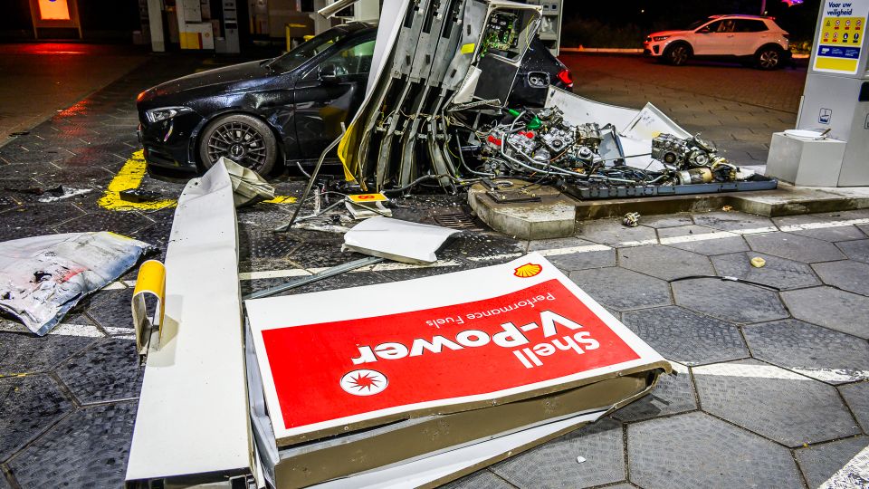 112 nieuws ongeluk Etten-Leur Brabant a58 snelweg politie