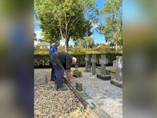 Naamplaatjes moeten zorgen voor betere zichtbaarheid slachtoffers Watersnoodramp