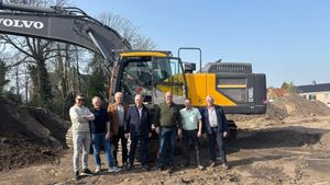 Bouw appartementencomplex ’t Rozenquartier in Sprundel officieel gestart: ‘Prachtig moment voor het dorp’